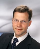 Dr. Hannes Lattenmayer